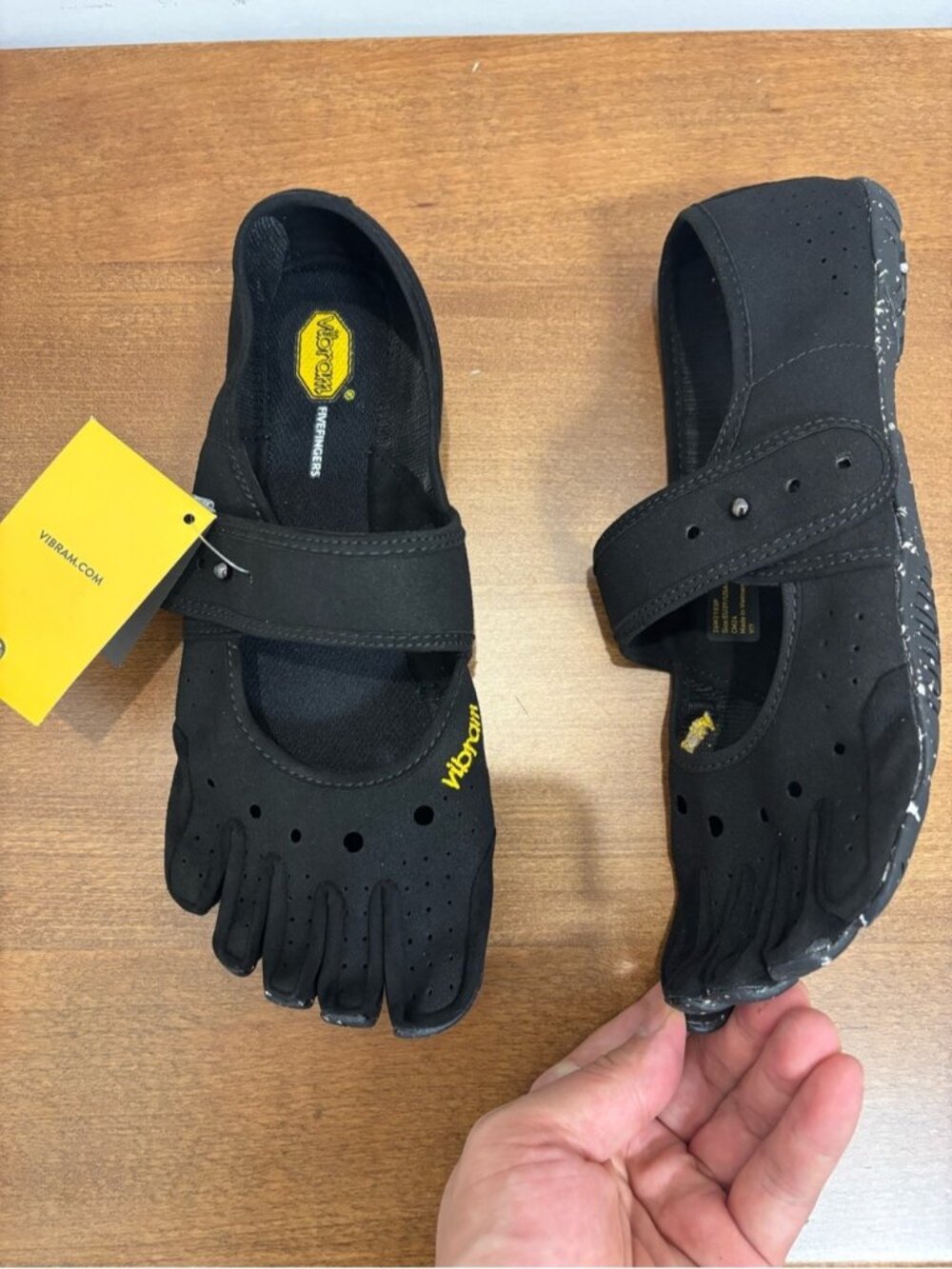 Vibram Women's FiveFingers Mary Jane Toe Sneakers in Black
